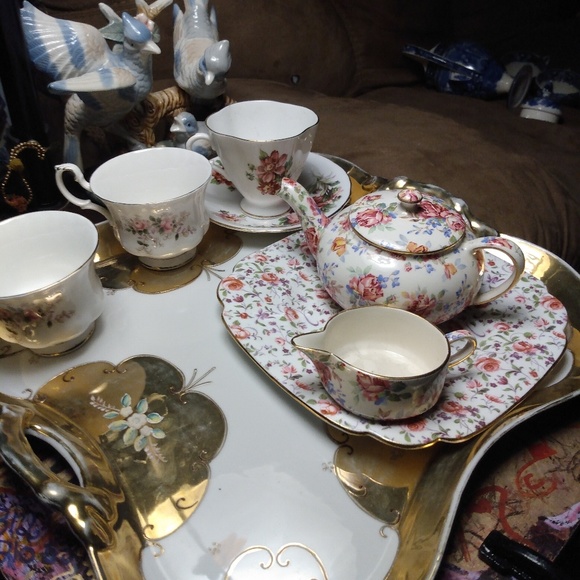Atique Royal Carlton tray kinda heavy